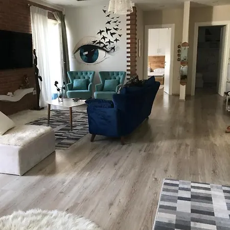 Apartament In Διαμέρισμα *